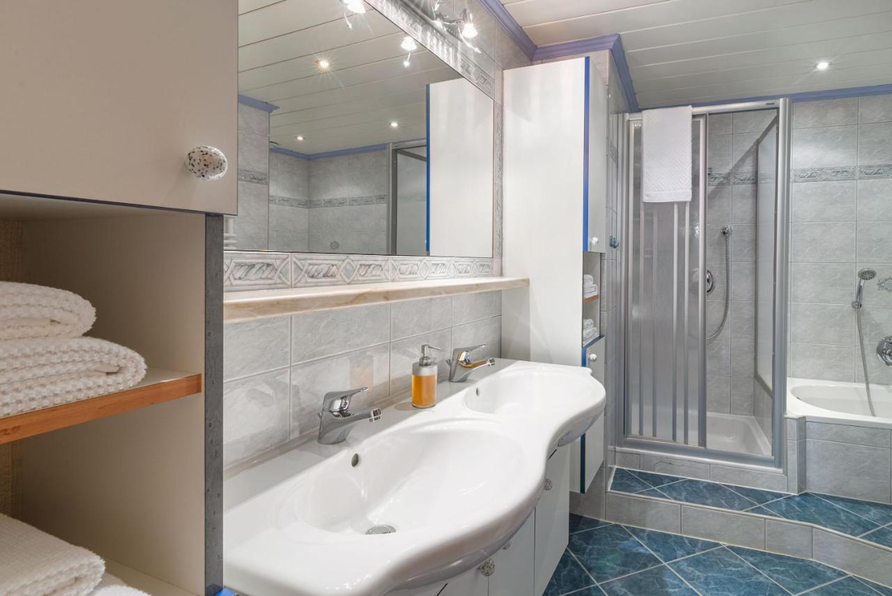 Haus St. Bernard Apartment Pettneu am Arlberg Luaran gambar