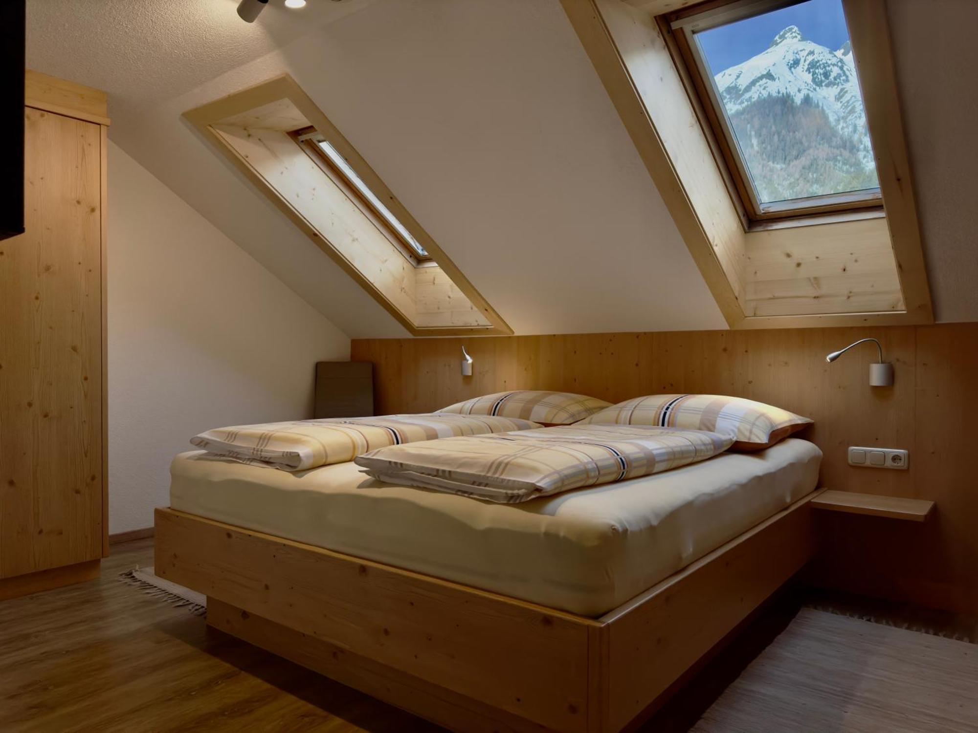 Haus St. Bernard Apartment Pettneu am Arlberg Luaran gambar